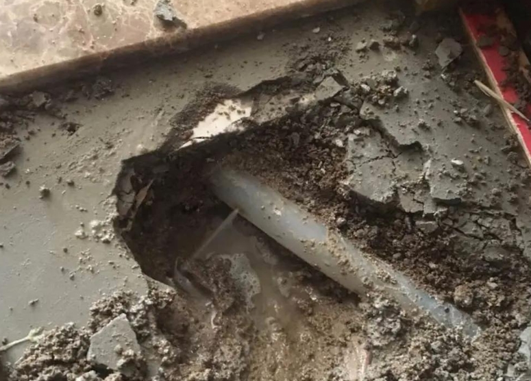 厨房漏水到楼下怎么办？