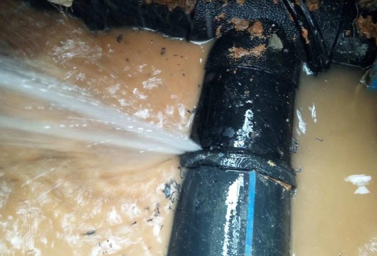 市政工程漏水检测现场